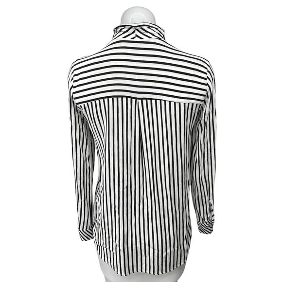 Zara TRF White Black Striped Faux Wrap V-neck Long Sleeve Blouse Top Size XS - Picture 2 of 5